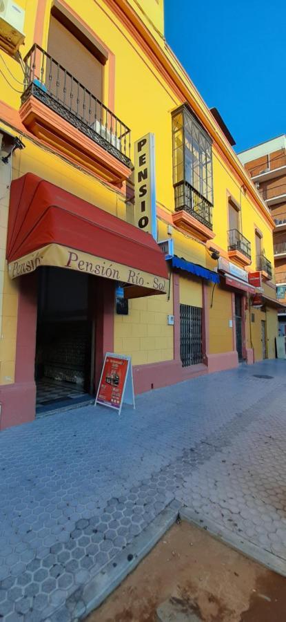 Pension Riosol Sevilla Eksteriør bilde